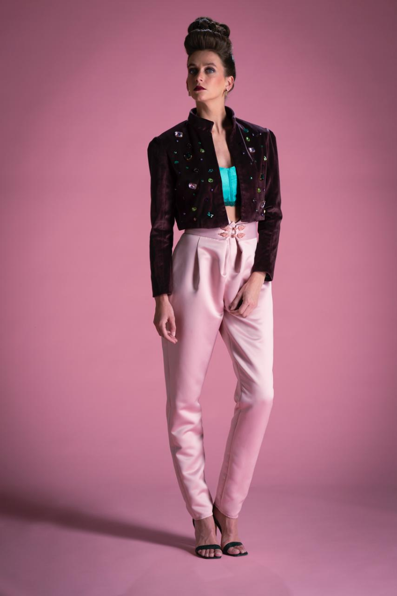 Pantalon tulipe en satin duchesse 