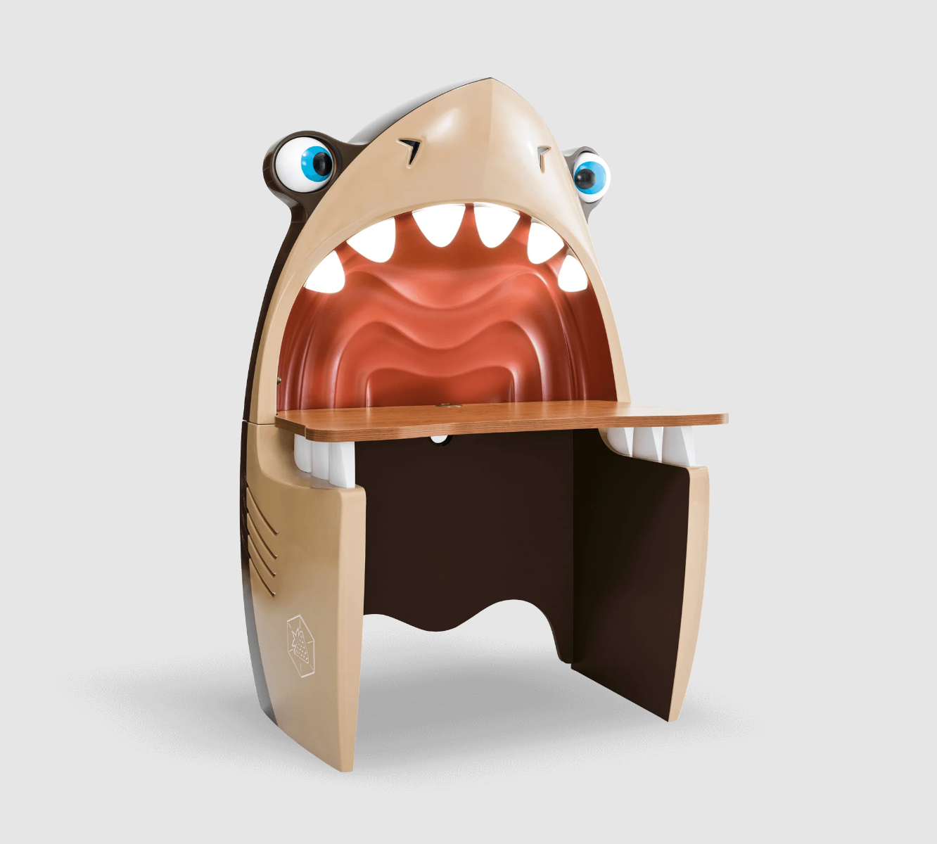 Bureau Shark Pirate