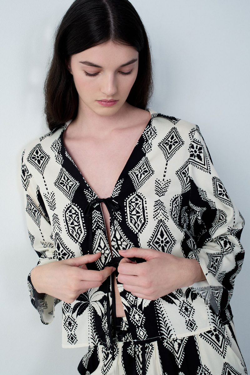 Déshabillé À Nouer Avec Motifs