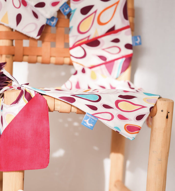 Pack naissance: Tapis à langer, protège épaule et bavoir