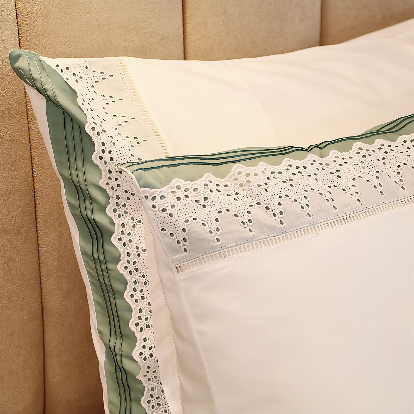 Housse de couette + 2 taies d’oreillers thumbnail 4