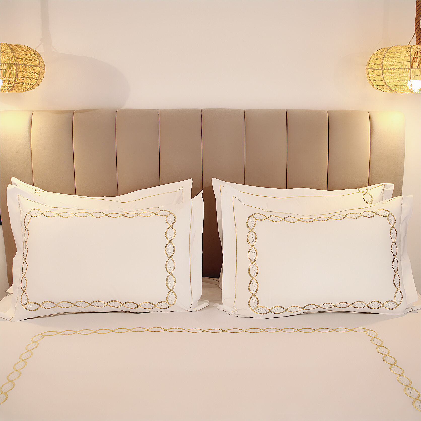 Drap plat + 2 taies d’oreillers