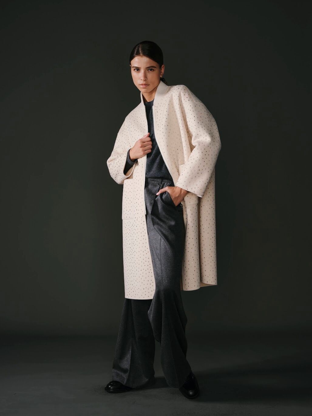 MANTEAU A STRASS BLANC