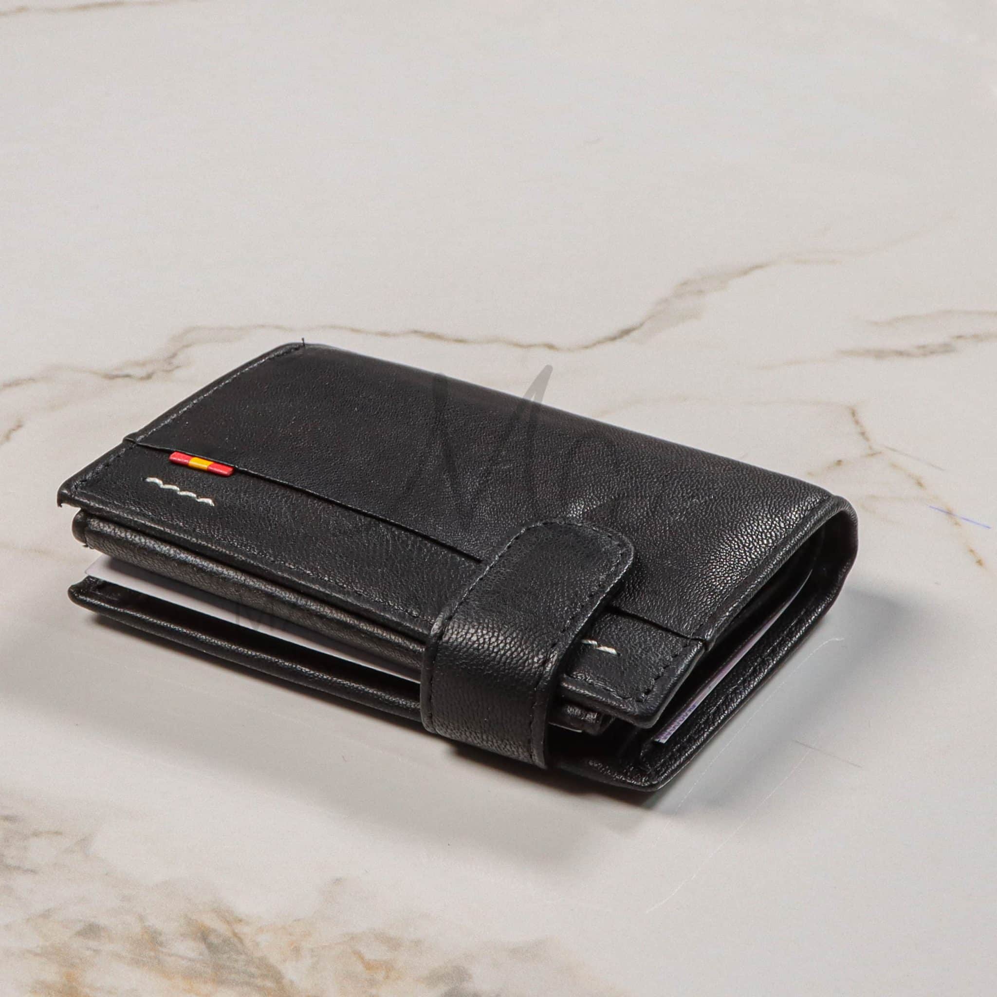 Compacto – Portefeuille