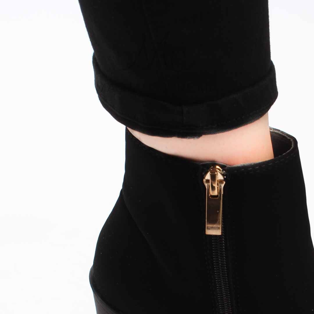 Chuky Heel Bottines- Noir thumbnail 3