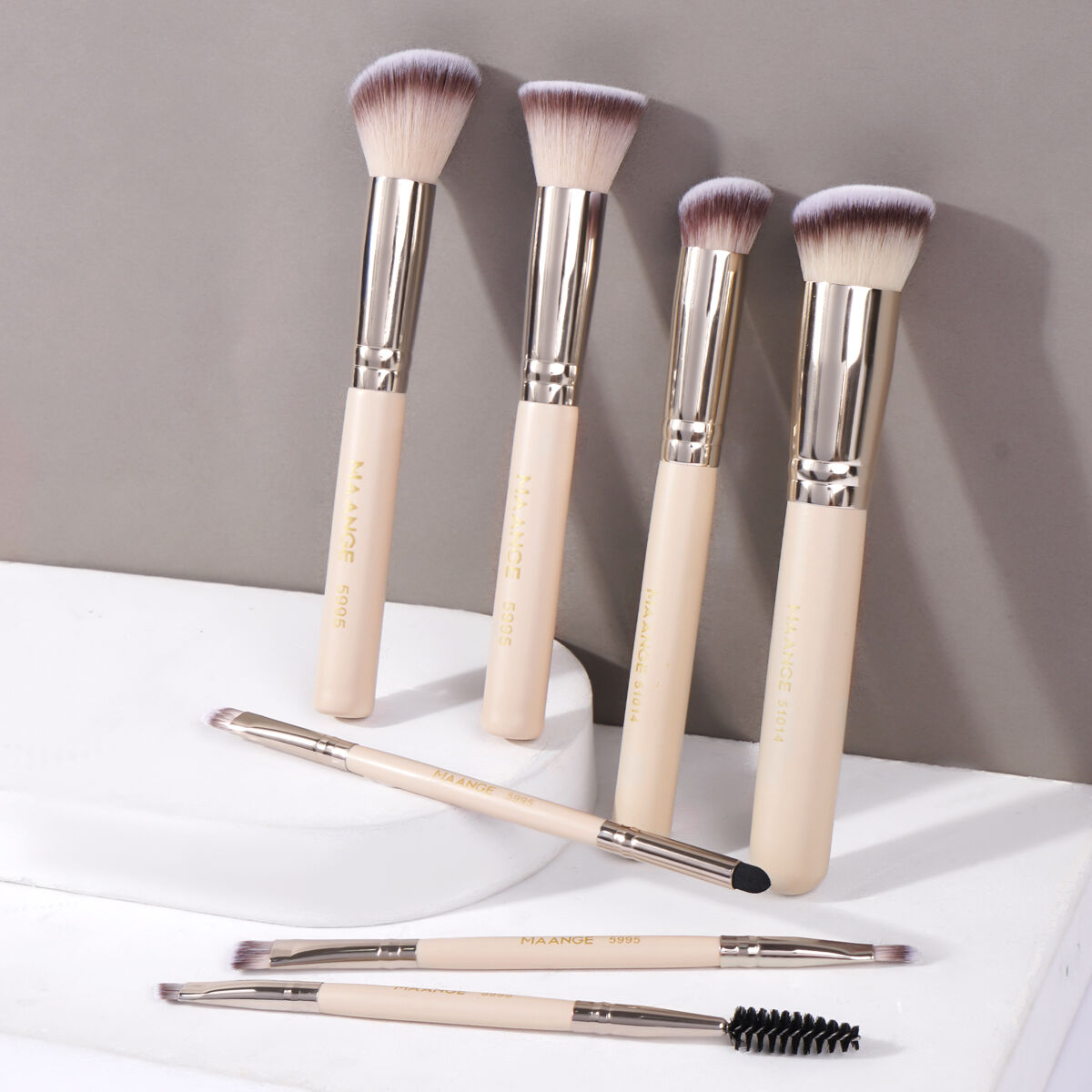 7 Pieces Makeup Brush-apricot