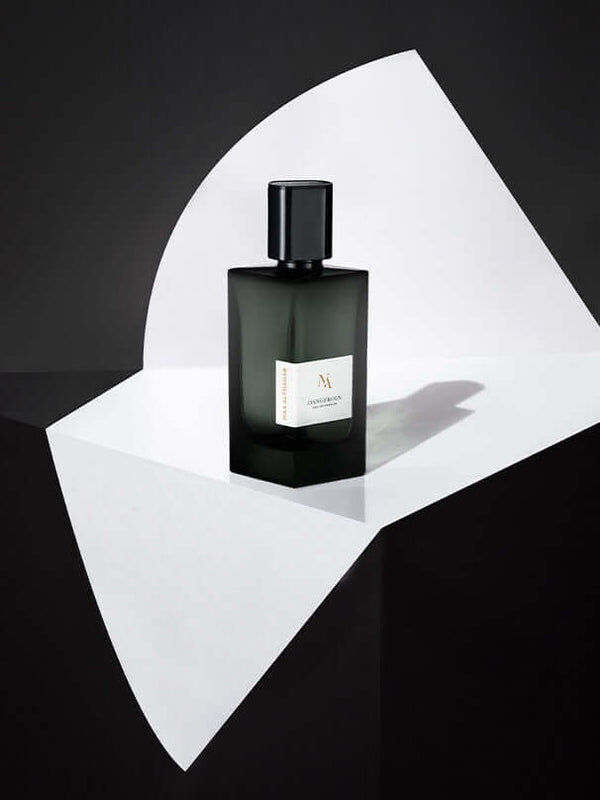 Parfum DANGEROUS thumbnail 2