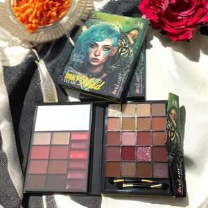 Palette Eyeshadow Fantasy