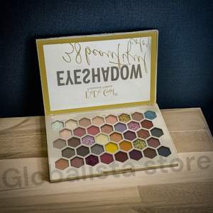 Tout en 1 Maquillage Palette Dodo Girl