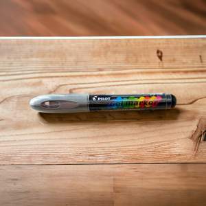 Gel Marqueur Gris en 1 Crayon à Cire