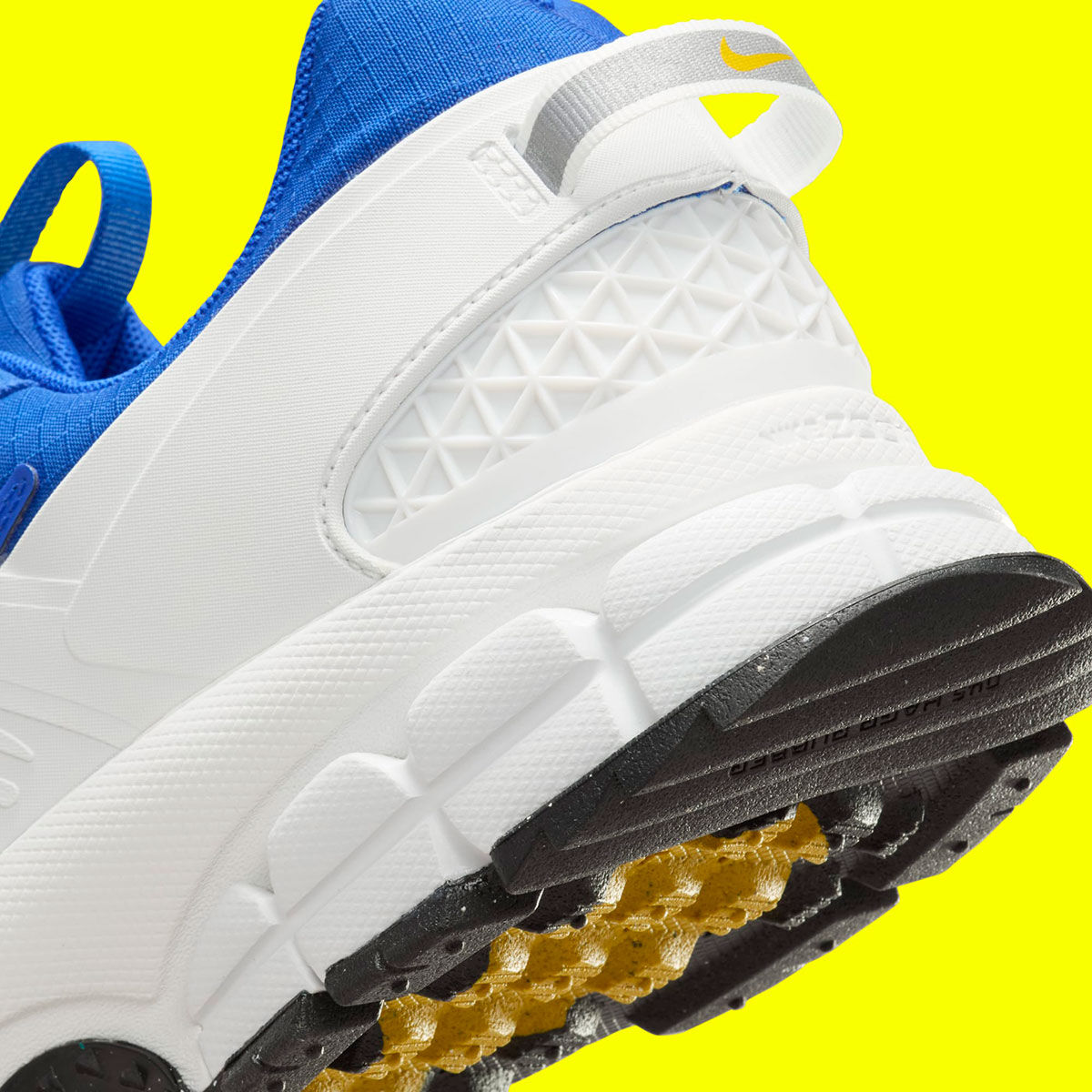 Nike Zoom Vomero Roam thumbnail 2