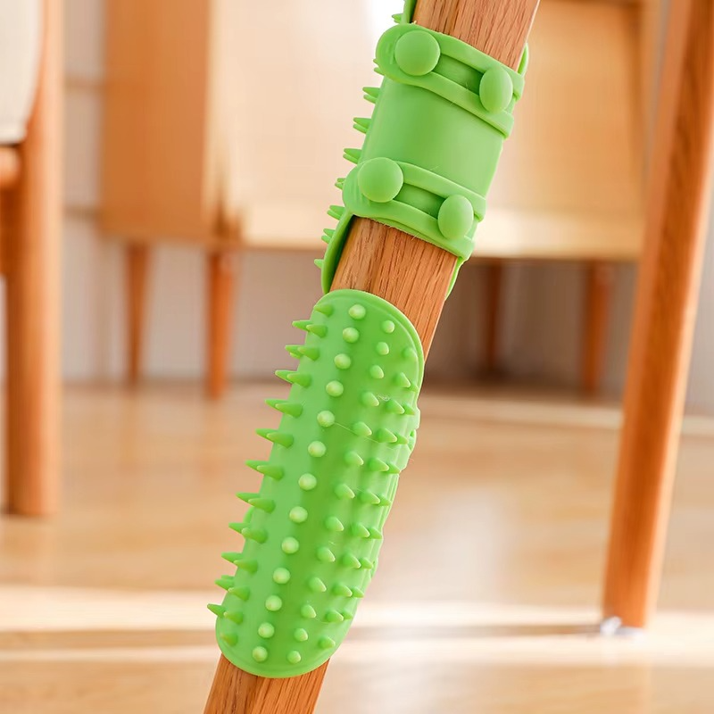Griffoir pour chat – Brosse de toilettage en silicone souple pour meubles thumbnail 3