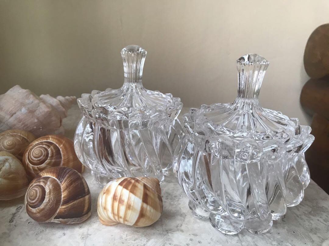 Sucrière -Bonbonnière en Verre avec Couvercle en Cristal, Couvert Décoratif 250 ml