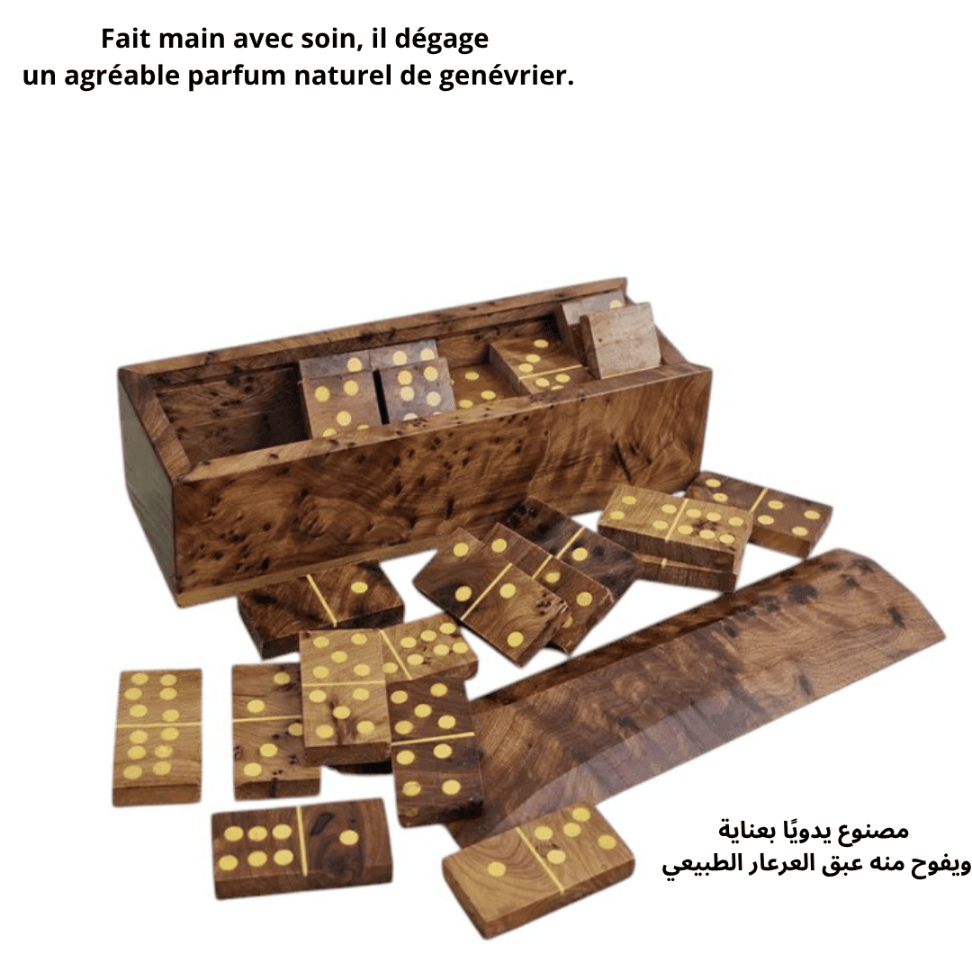 Jeu de dominos artisanal en bois de genévrier – Élégance naturelle et moment de plaisir authentique