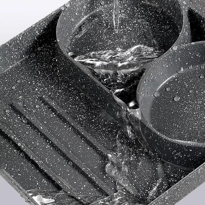 Poêle Carrée Avec Sections Adaptée À L’induction Et Au Gaz thumbnail 3