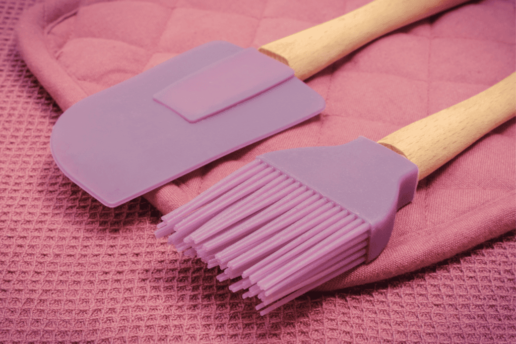 Ensemble d’Ustensiles de Cuisine en Silicone et Bois pour une Cuisson Sans Effort