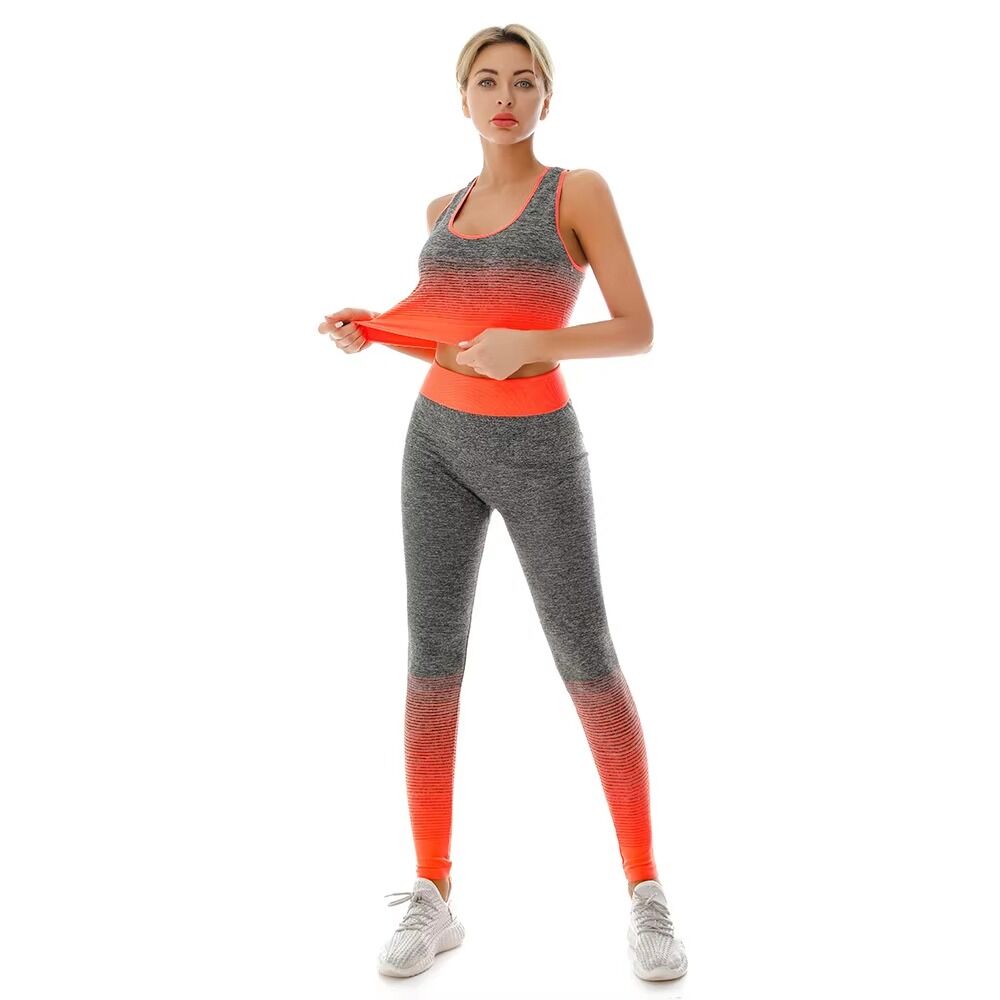 Ensemble De Vêtements De Yoga Et Fitness
