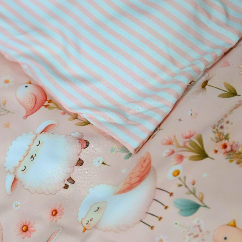 Housse de Couette Bébé Premium Double Face Complices Fleuris (Housse -115x130cm- + 1 TO -30x50 cm-)  thumbnail 3