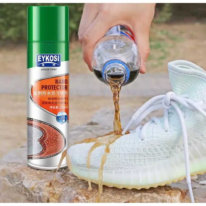 Gardez votre style au sec Le pouvoir de la nanotechnologie dans un spray imperméable pour vêtements et chaussures