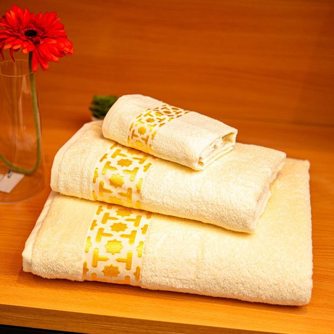 Arabesque Gold Pack 3 Serviettes Crème