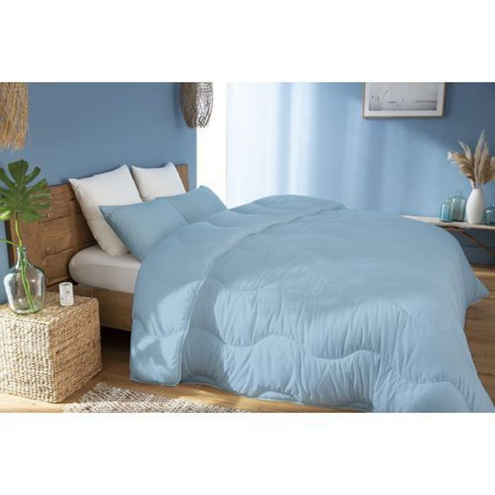 Couette Uni Microfibre Bleu Glacier (2Places) 220x240 cm +1 Taies d’Oreiller Offert 