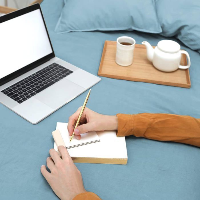 Drap Housse Uni Bleu Glacier 140x200 cm // Doux & Antiallergique thumbnail 3