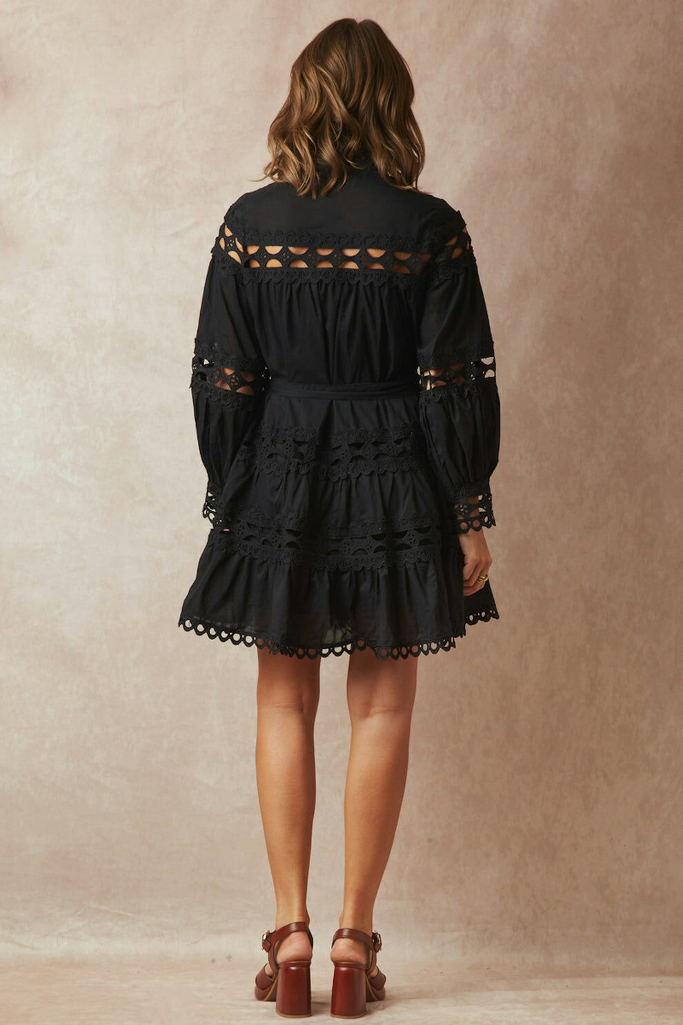 Robe en coton ajouré thumbnail 3