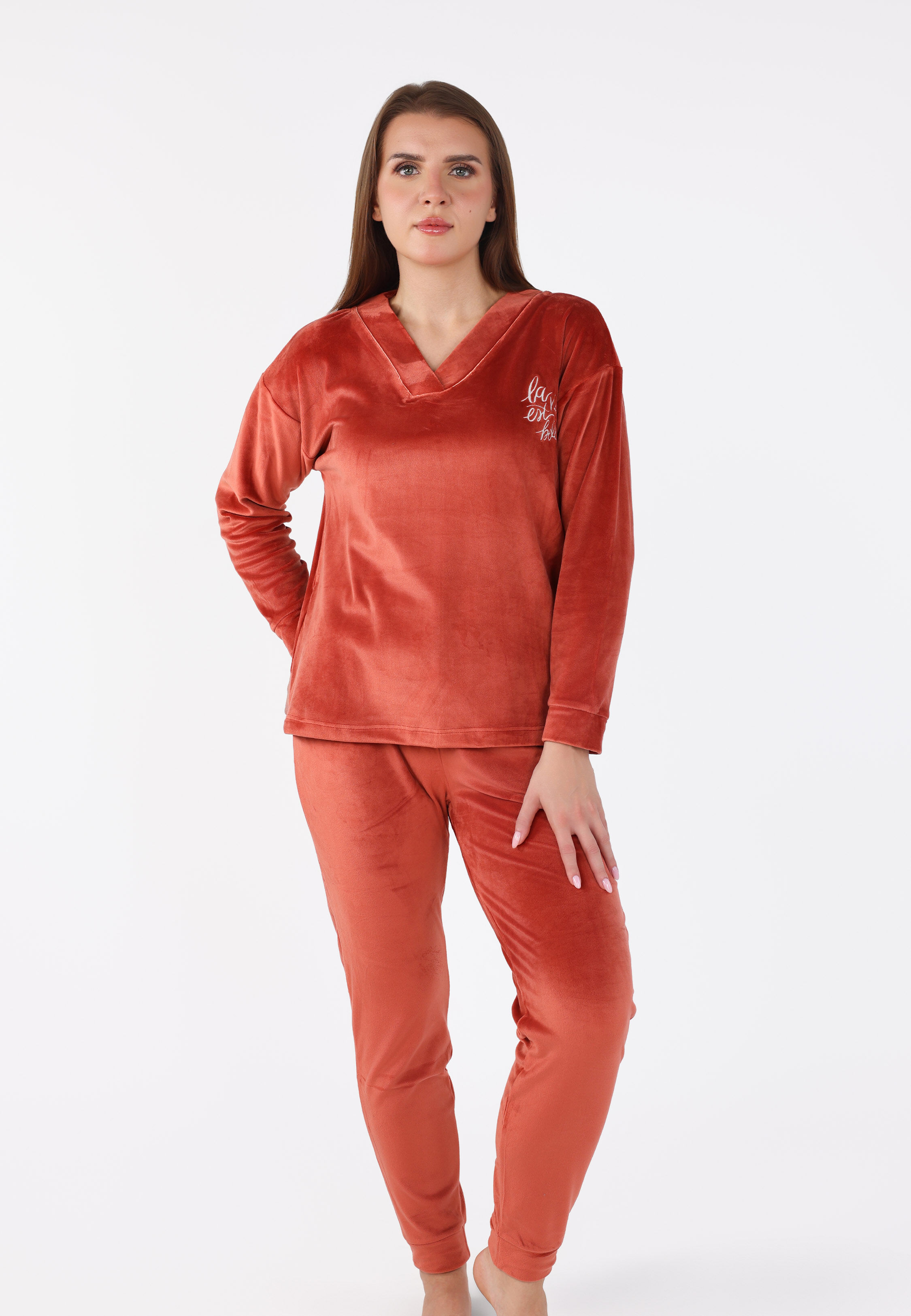 Ensemble Pyjama en Velours à Col V Brodé | Collection Shades of Purple