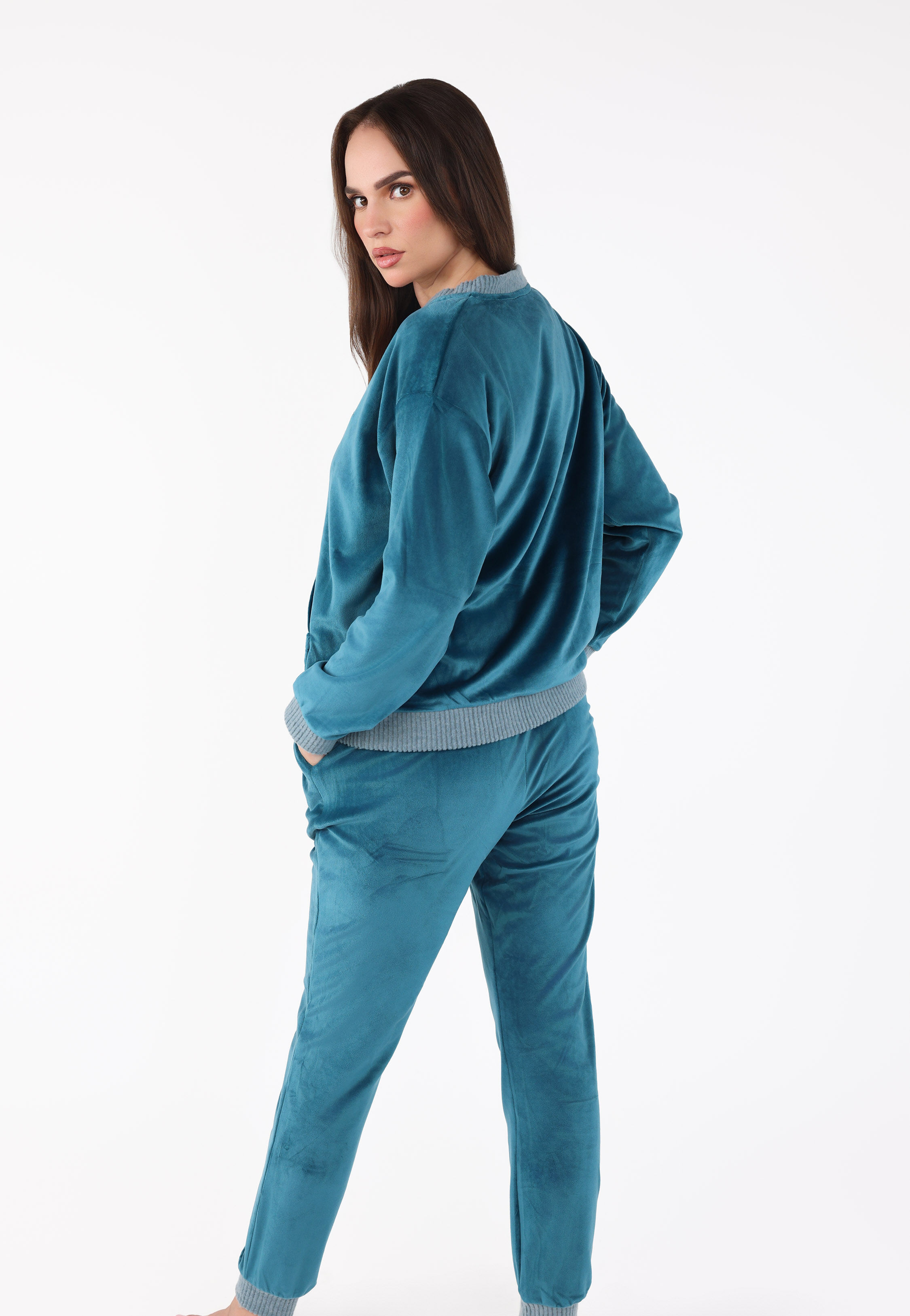 Ensemble Pyjama Col V à Poche | Collection Velvet MLC thumbnail 4