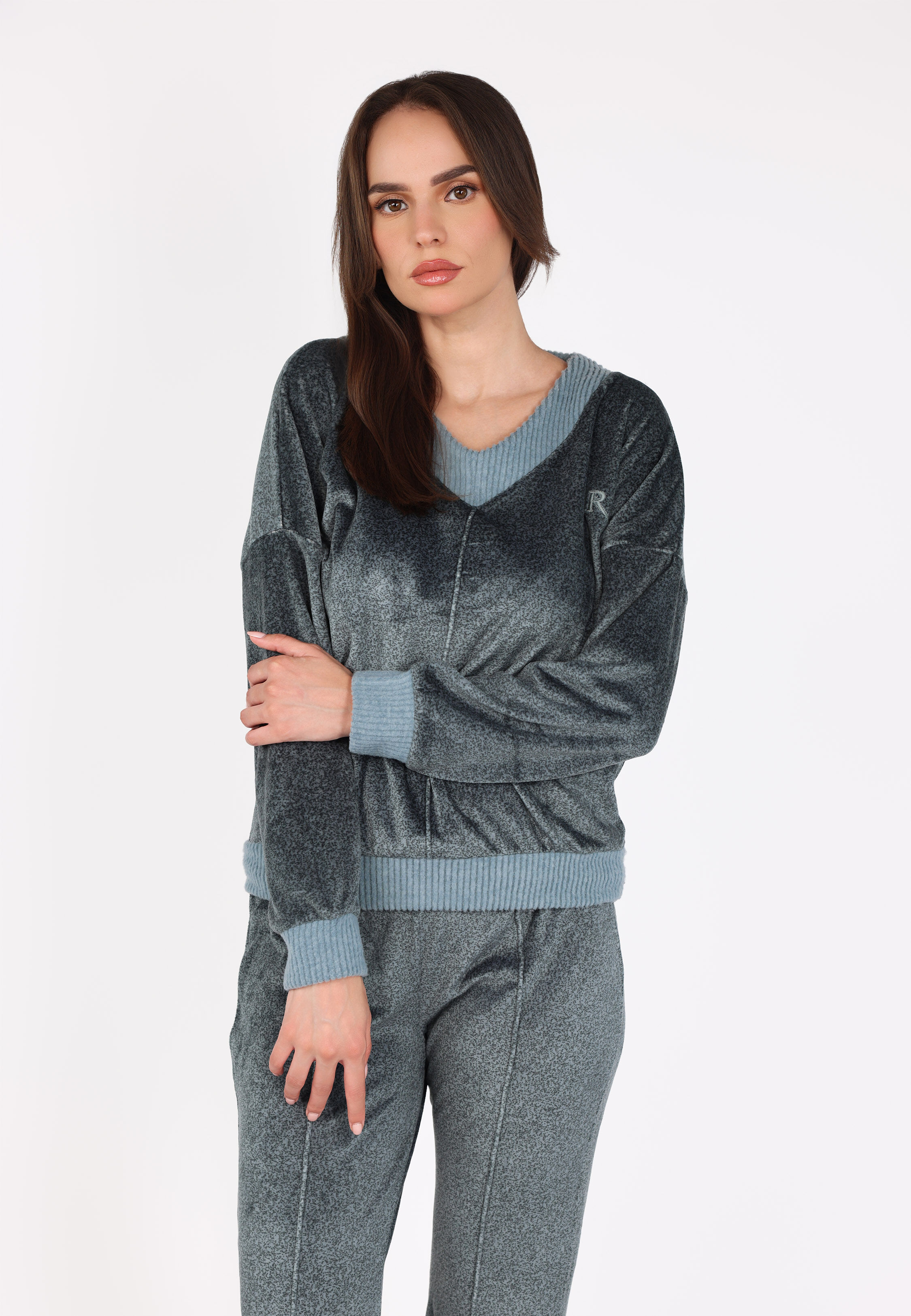 Pyjama Col V à Pantalon Evasé | Collection Velvet MLC