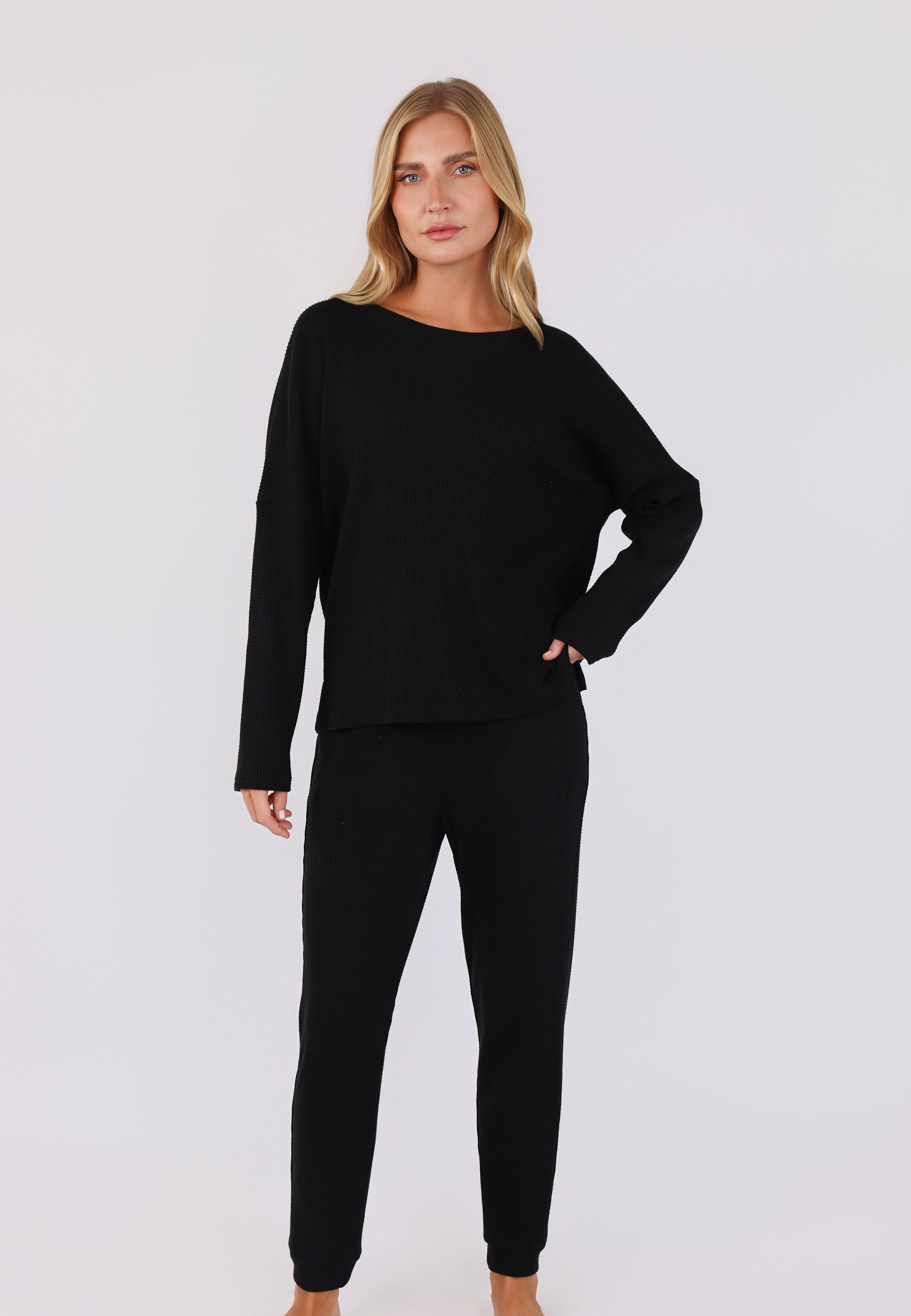 Ensemble en Maille Gaufrée à Col Rond | Collection Waffle