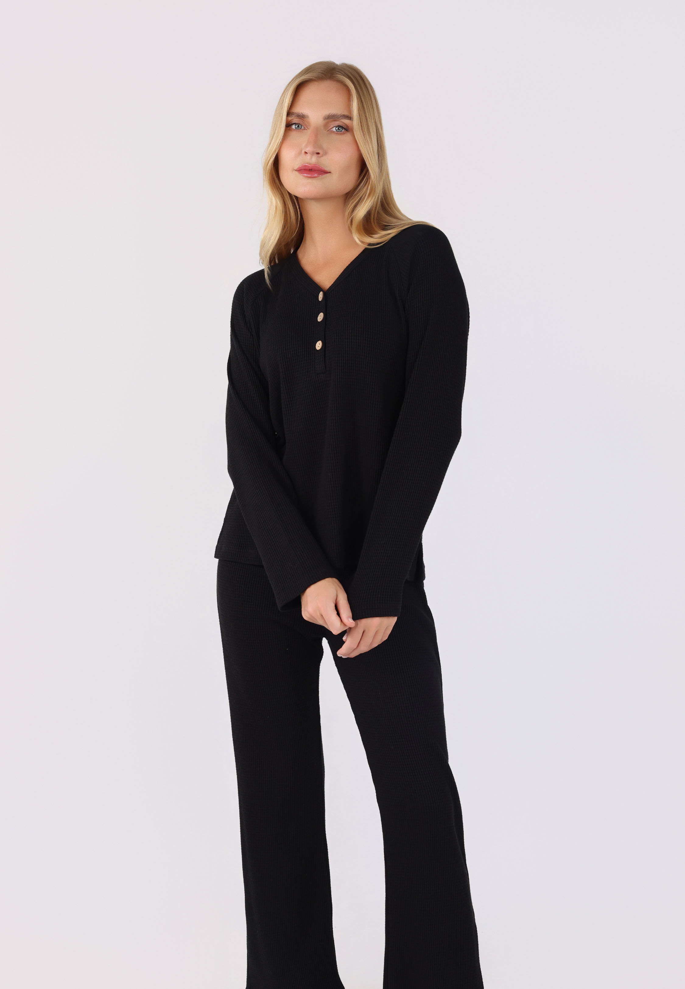 Ensemble Pyjama à Col V et Boutons | Collection Waffle