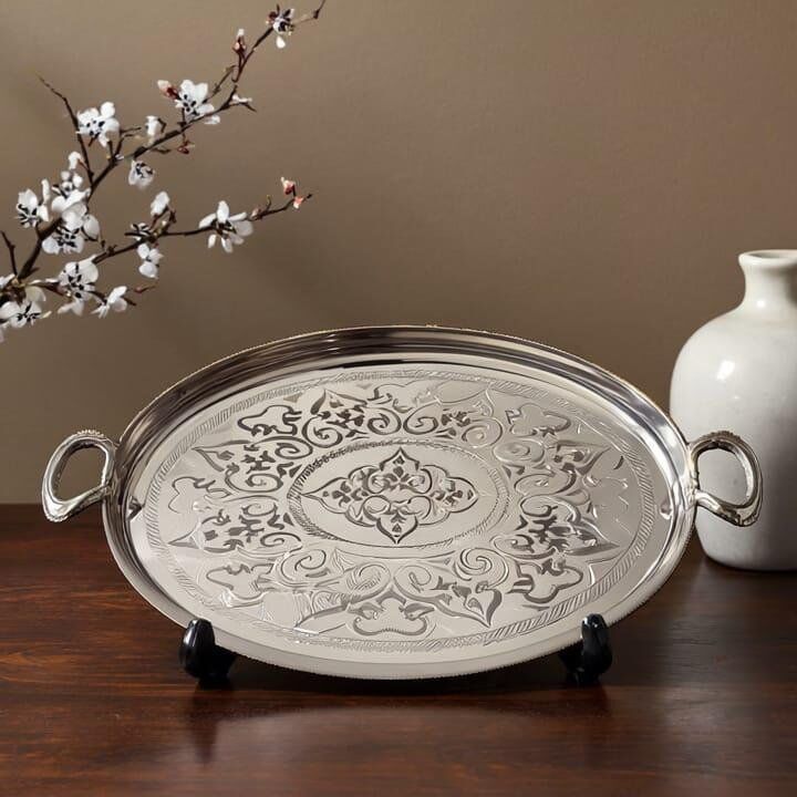 Plateau Mm 55/34cm argenté avec anses à servir ou présentation en inox très haute qualité, Argenté avec détails dorés thumbnail 3