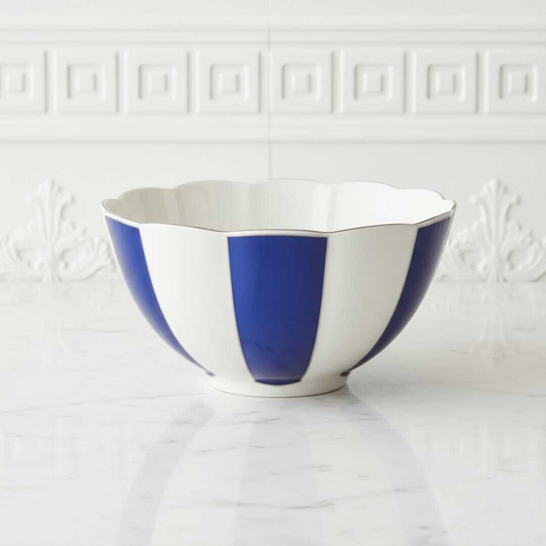 Bol En Porcelaine Bleu Et Blanc Avec Détails Doré – Élégant Et Raffiné 23cm thumbnail 3