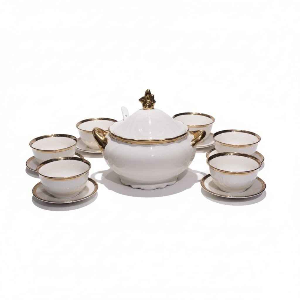Ensemble 15 Pieces Soupière Royale avec Couvercle et Louche et 6 Bols et 6 Assiettes en Porcelaine Blanche Détails Dores thumbnail 3