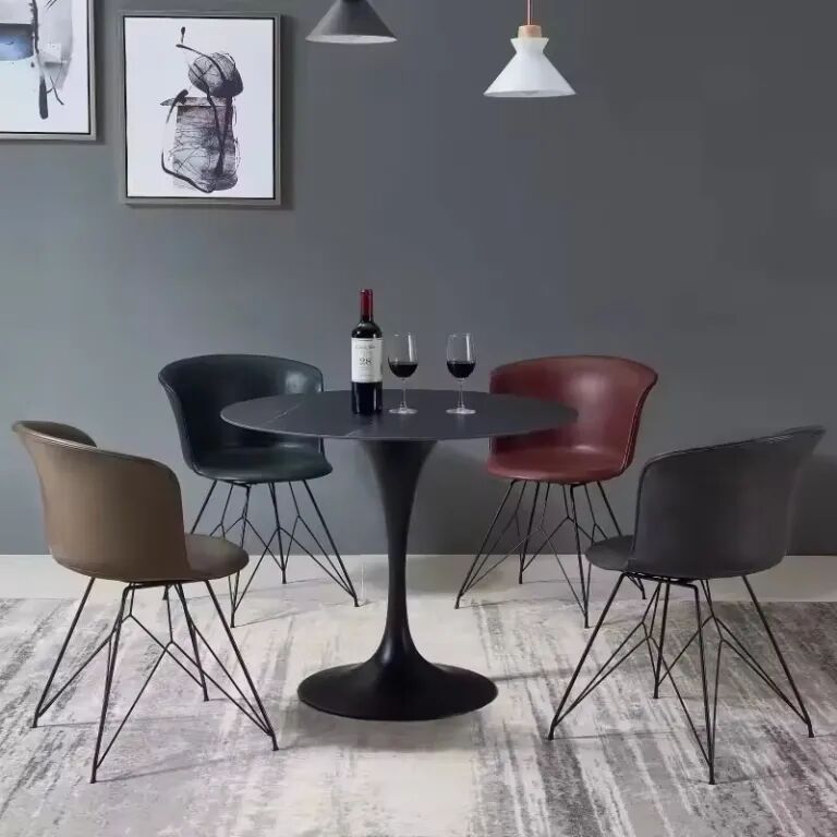 Siri Table Ronde Tulipe En Pierre Frittée 80 Cm – Noir ( Sans Les Chaises )