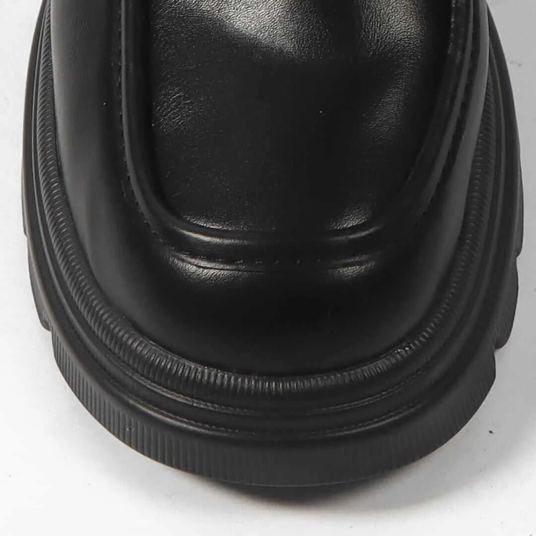 Moon – Derbies thumbnail 4