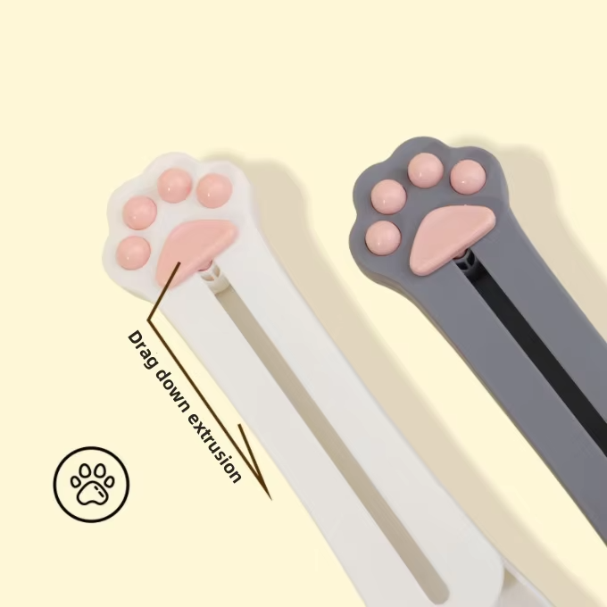 Squeeze Cat Feeding Spoon for Wet Food thumbnail 3