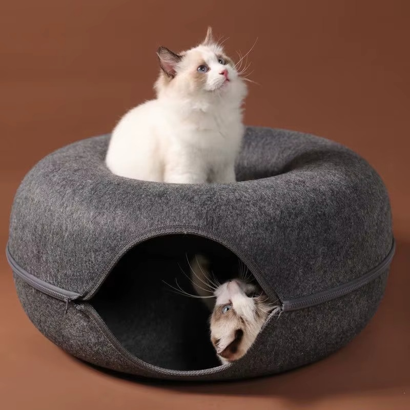 Cat Tunnel Bed – Scratch-Resistant Donut Cave, Collapsible & Washable thumbnail 4