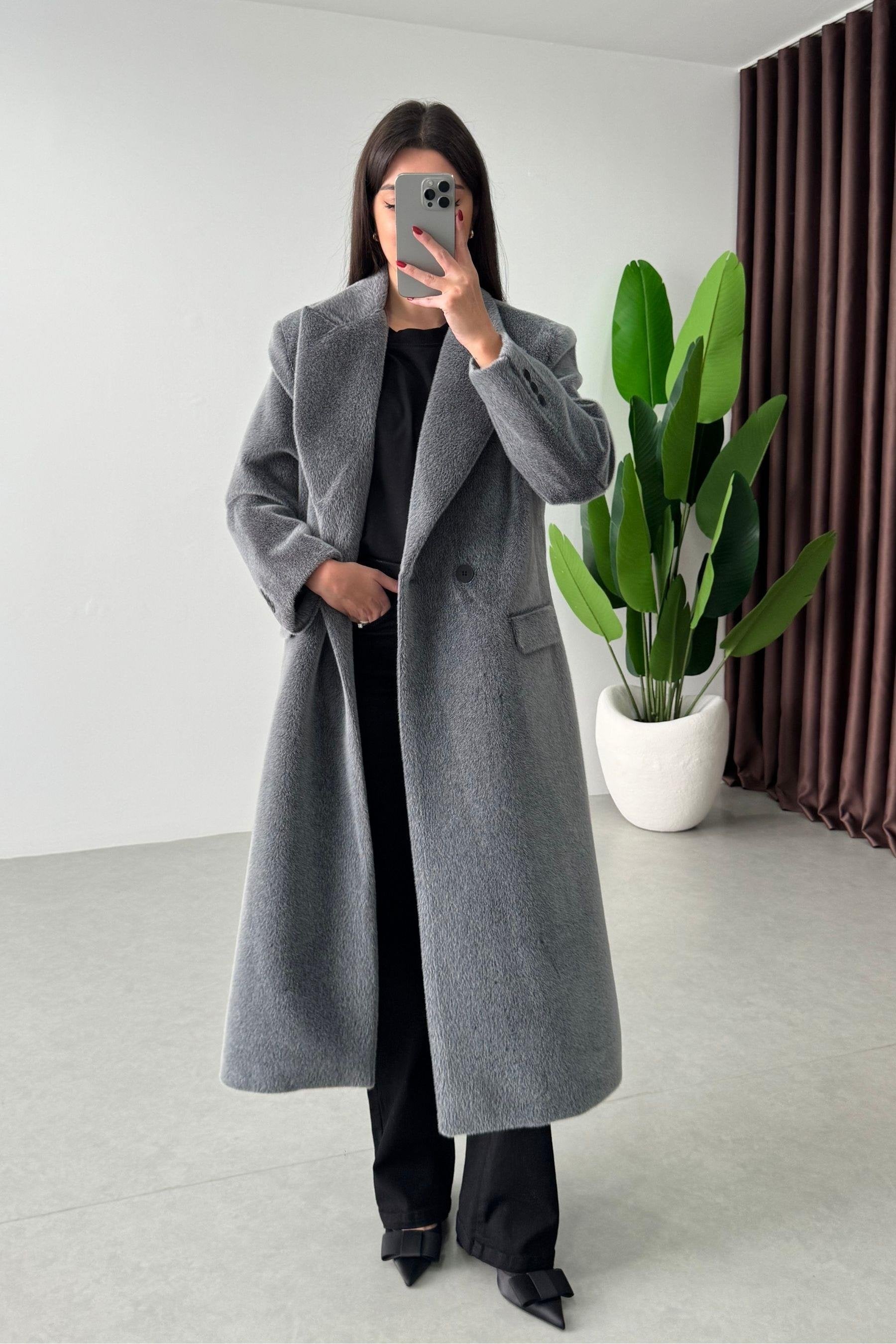 Manteau long en fourrure thumbnail 3