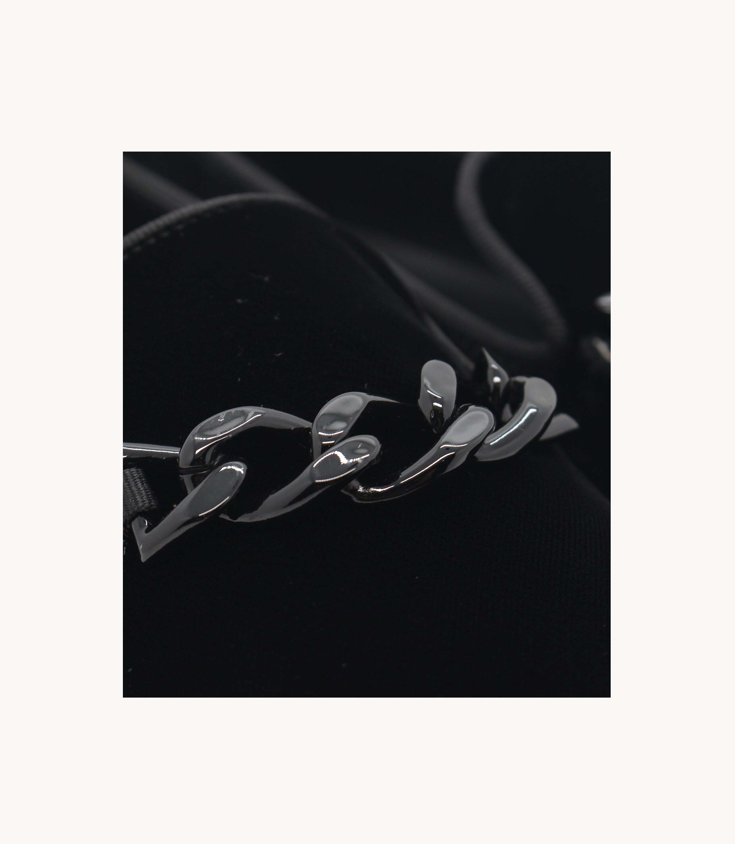 Luigi Black Velvet thumbnail 3