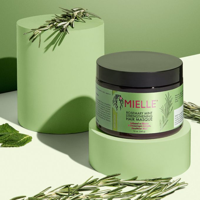 Masque Capillaire de Renforcement à la Menthe au Romarin