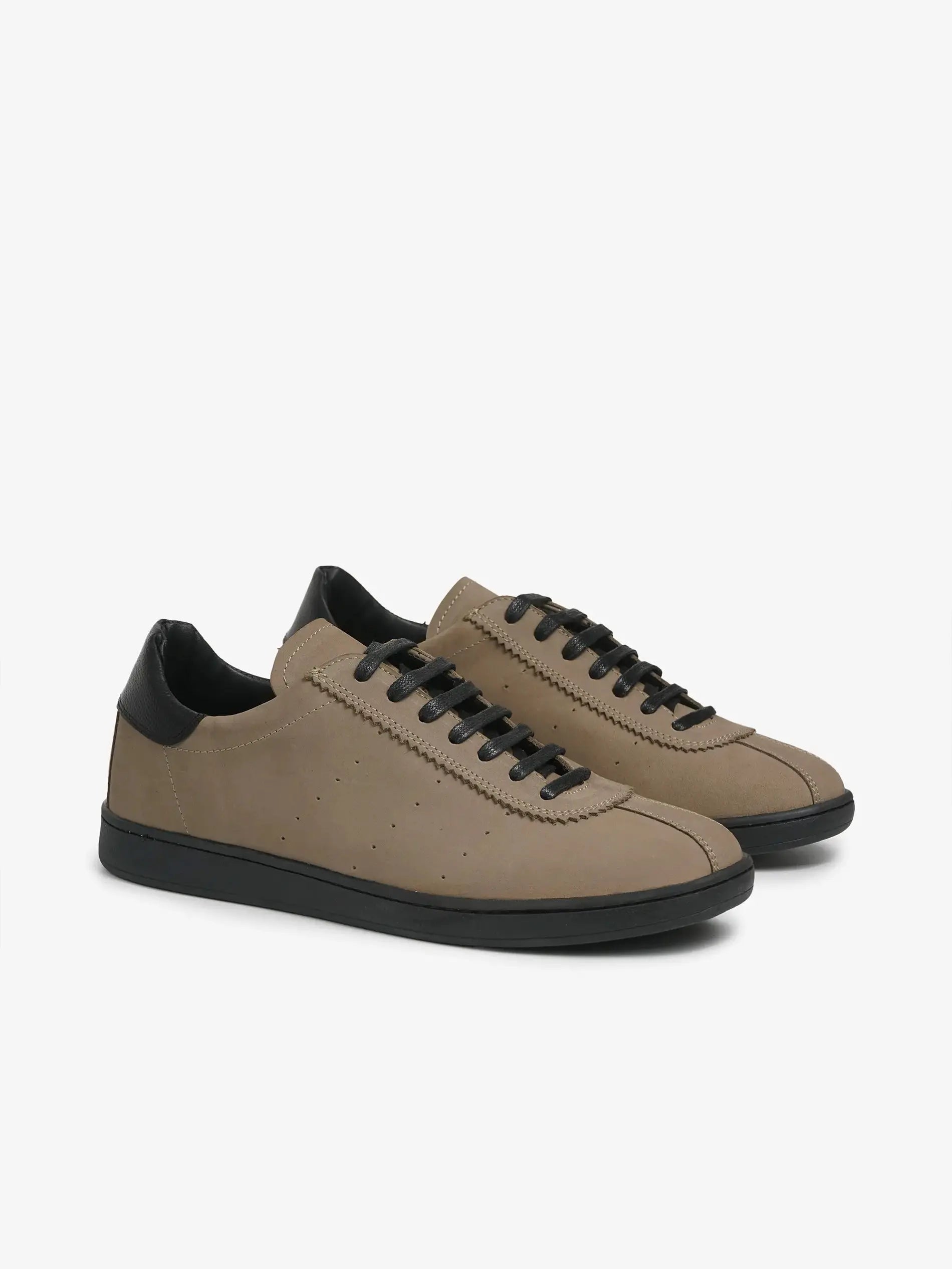 Gazelle En Cuir Nubuck Taupe