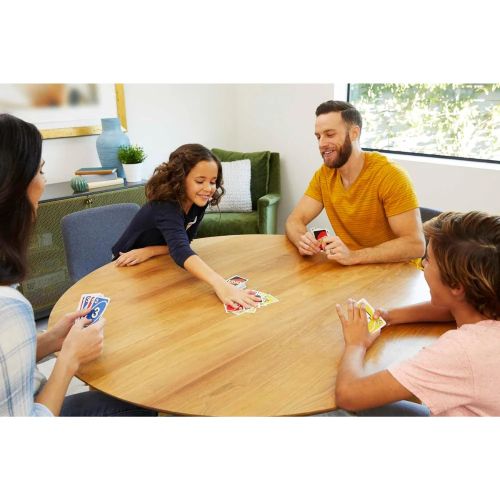 UNO Deluxe – Jeu de cartes familial 2 à 10 Joueurs, 7 ans et Plus
