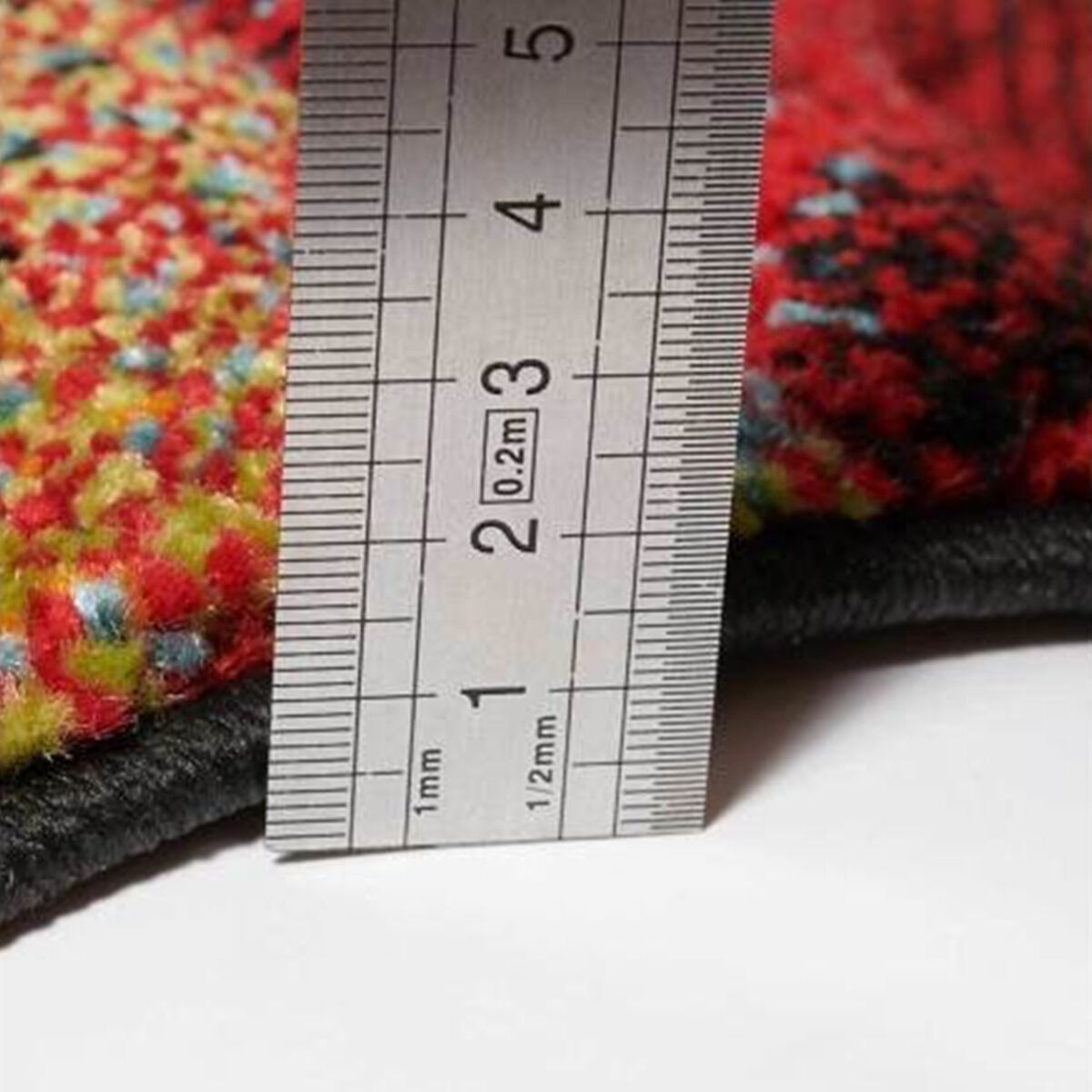 Tapis MARIX noir, rouge , jaune, violet thumbnail 3