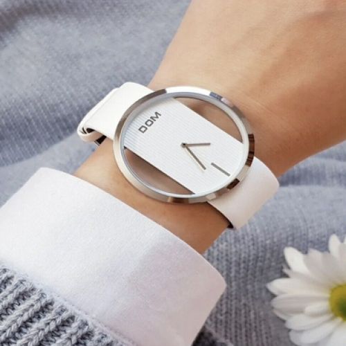 Montre-bracelet Japonaise , Qualité Étanche, Simple Avec Boite thumbnail 3