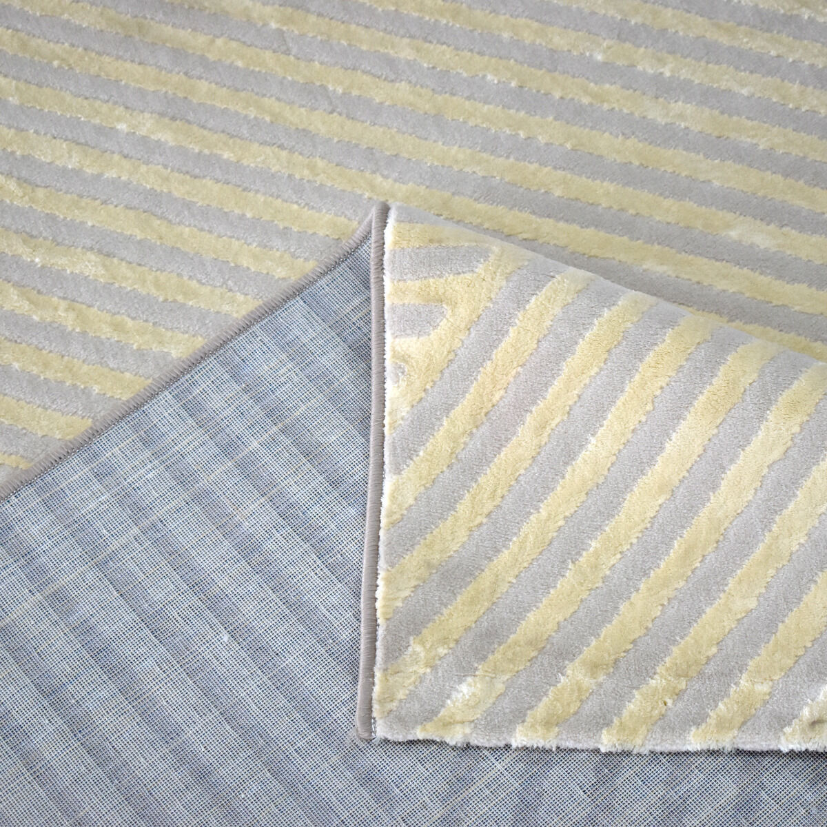 Tapis Ona Or, Jaune thumbnail 4