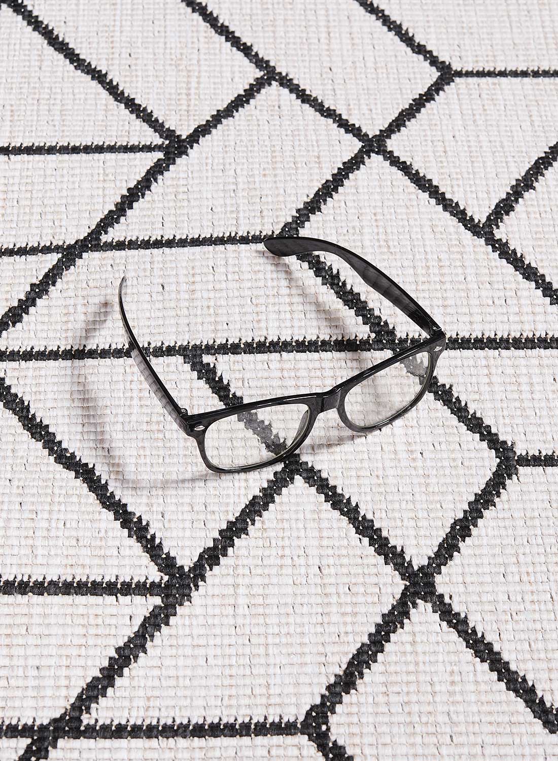 Tapis Af Brika Reversible Noir, Écru thumbnail 4