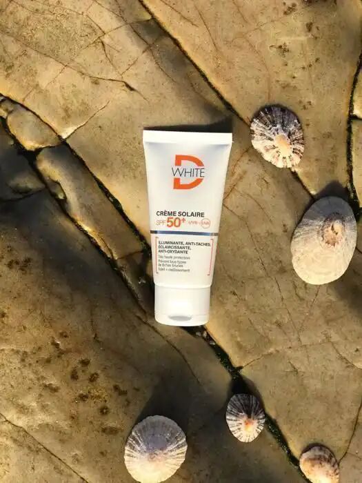 Crème Solaire Teintée Spf50+ thumbnail 4