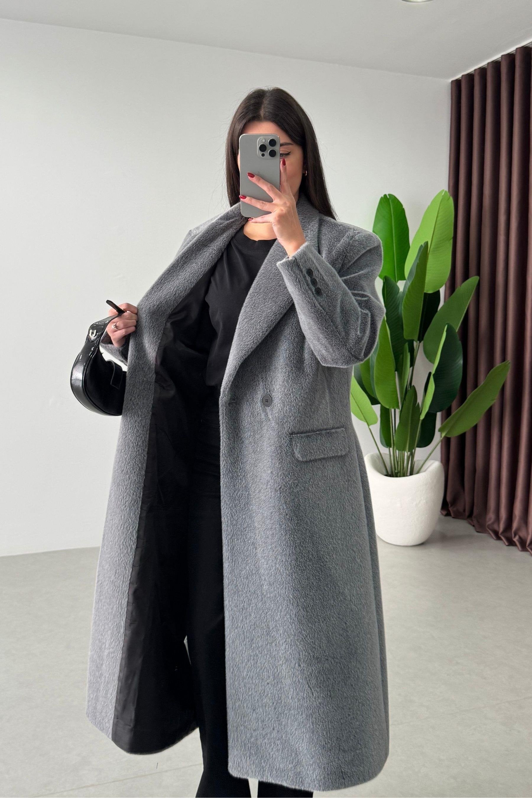 Manteau long en fourrure thumbnail 4